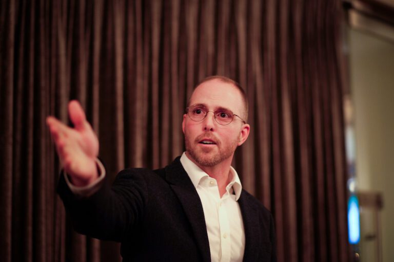 Ben Quinn addresses the Annual Meal